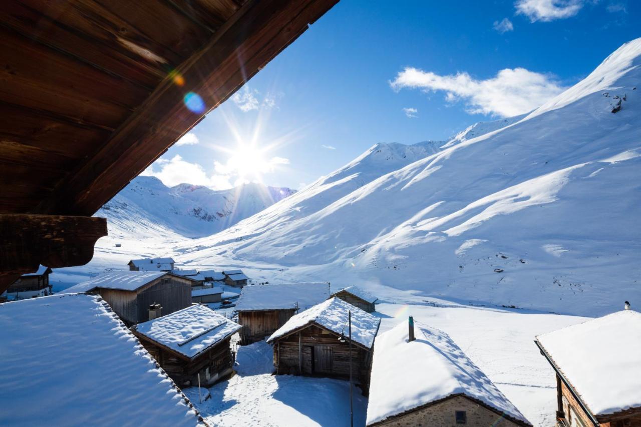 Gasthaus Alpenrose Juf Hotel Екстериор снимка