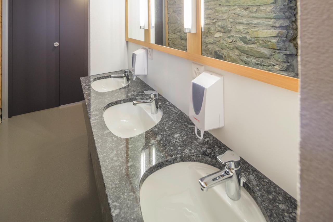 Gasthaus Alpenrose Juf Hotel Екстериор снимка