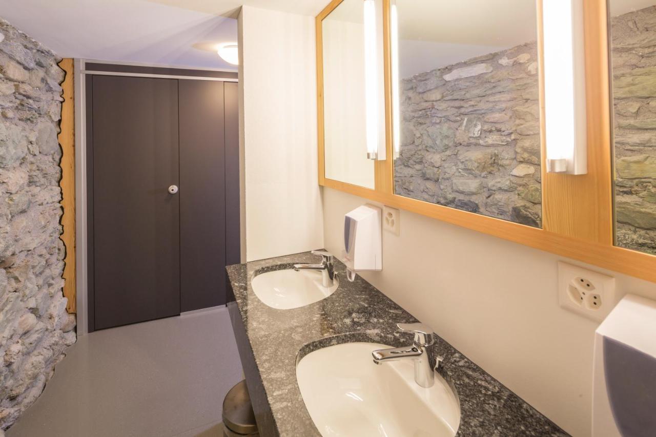 Gasthaus Alpenrose Juf Hotel Екстериор снимка