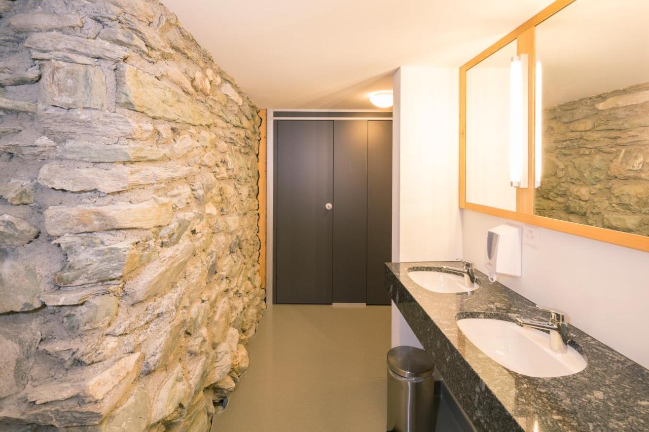 Gasthaus Alpenrose Juf Hotel Екстериор снимка