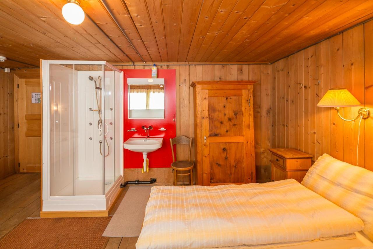 Gasthaus Alpenrose Juf Hotel Екстериор снимка