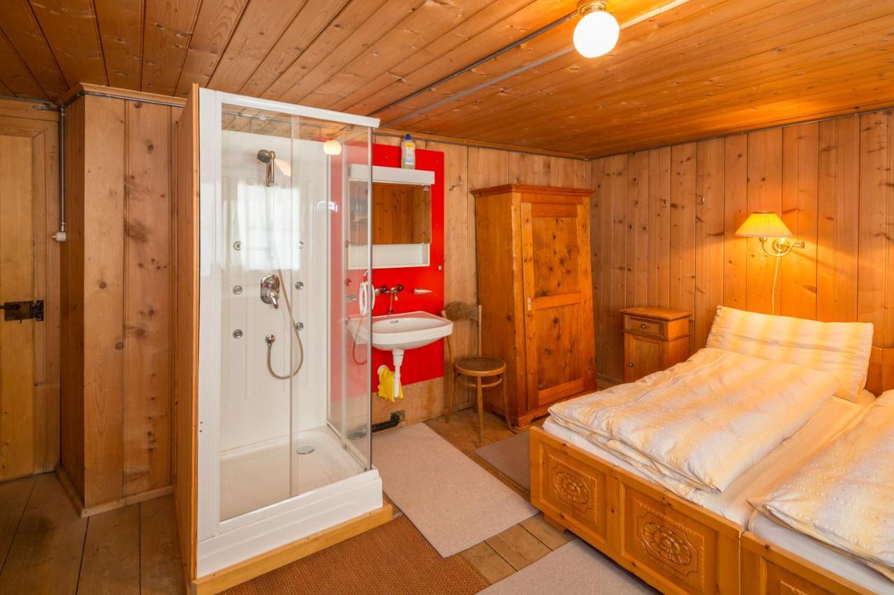 Gasthaus Alpenrose Juf Hotel Екстериор снимка