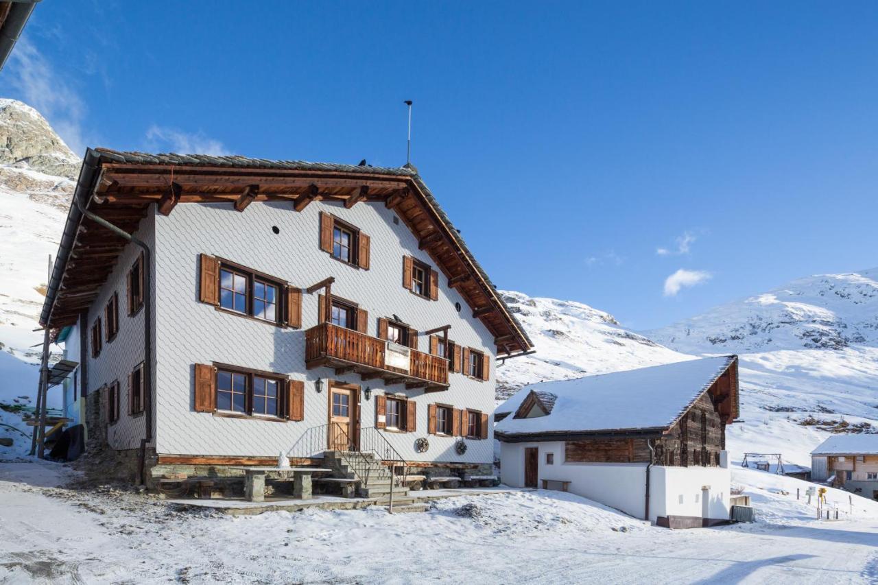 Gasthaus Alpenrose Juf Hotel Екстериор снимка